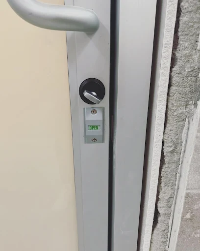 Commercial Door Hardware